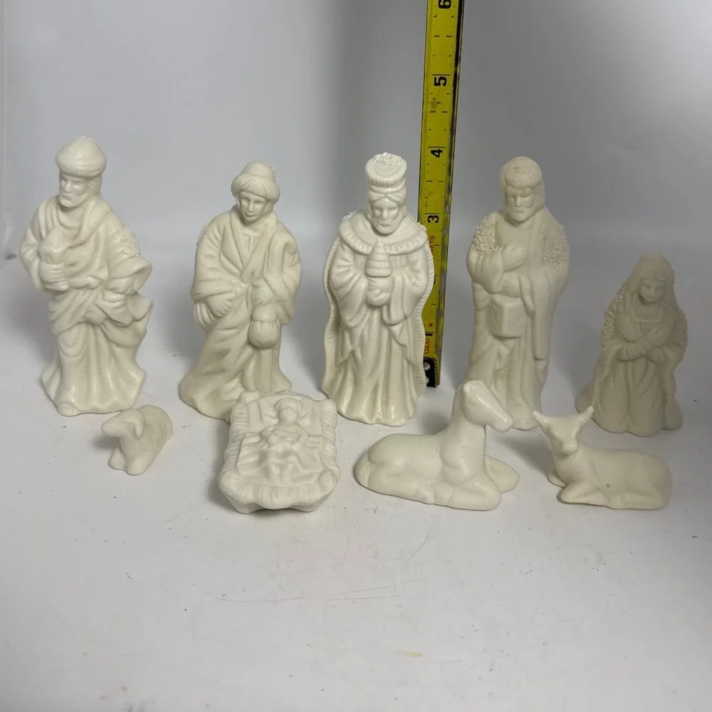 Unbranded Nativity Set 9 Piece Cream White Christmas Figurines Excellent Small
